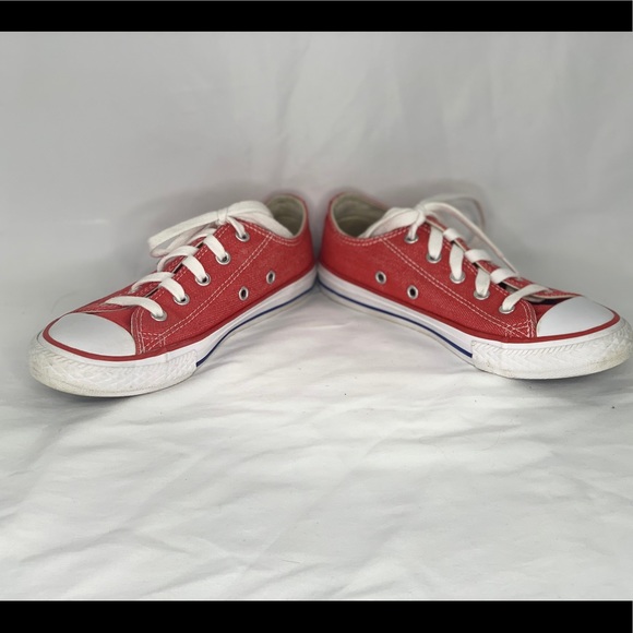 Chuck Taylor All-Star- "Love your feet" - Youth Size 1 - Picture 4 of 8